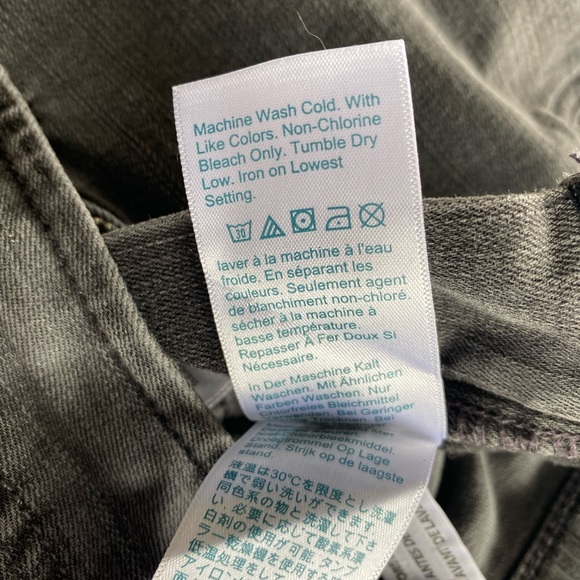 J Crew Vintage Straight Jean With Released Side Seams - Picture 9 of 12